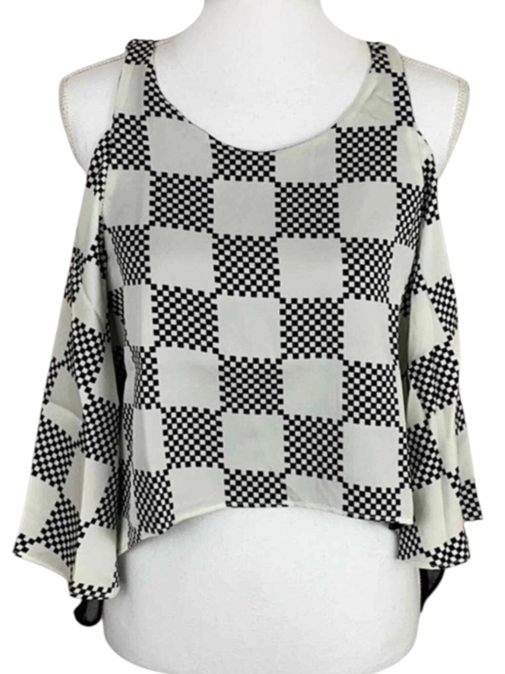 CHELSEA Black & White Checkerboard Cold-Shoulder Hi-Low Top - Size M